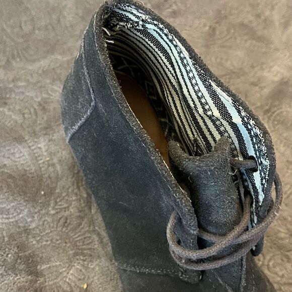Toms Desert Wedge Gray Suede Leather Ankle Booties Lace Up Size 6.5 - Picture 9 of 10